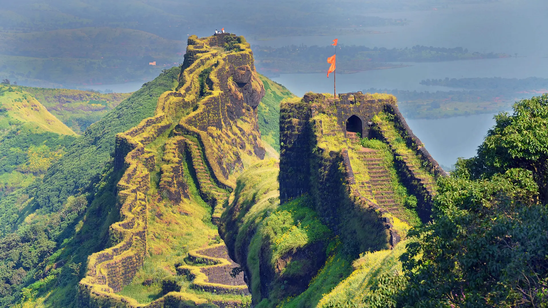 Shivaji Maharaj Fort 5 Days - Easy Way Cab