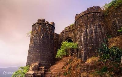 Shivaji Maharaj Fort 5 Days Tour - Easy Way Cab
